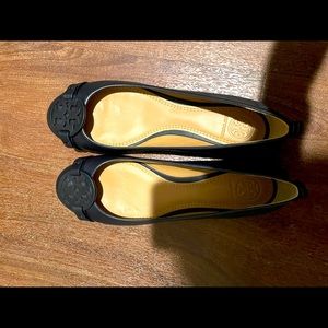 New without box never worn Tory Burch ballet flats